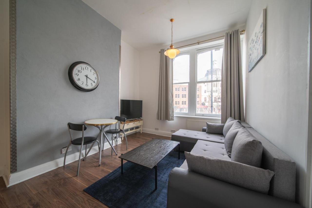 Spacious 2 Bedroom Apartment In Downtown Лондон Экстерьер фото